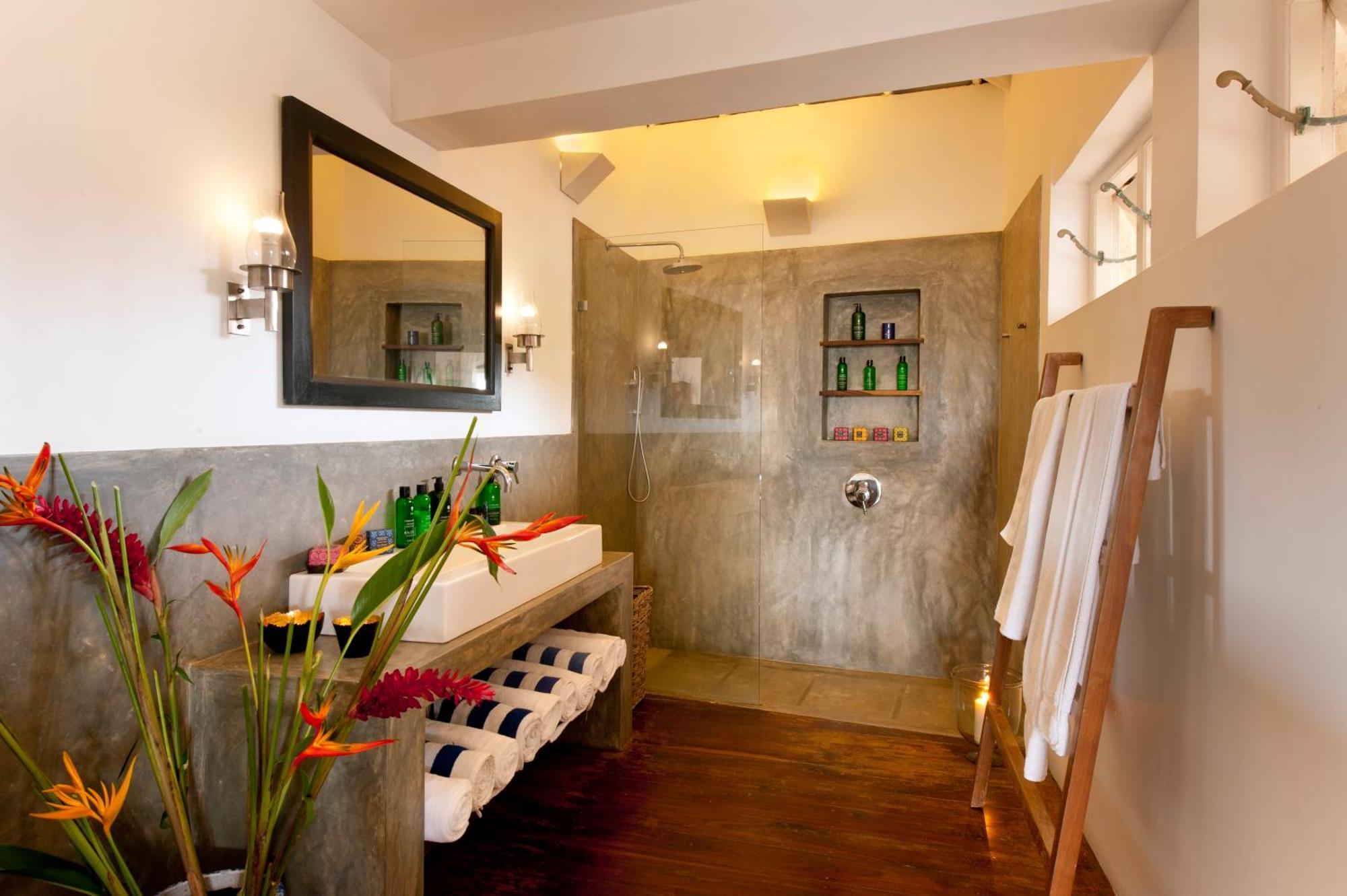 A 03 Bedroom Villa In Galle Fort With Roof Terrace & Pool Zewnętrze zdjęcie